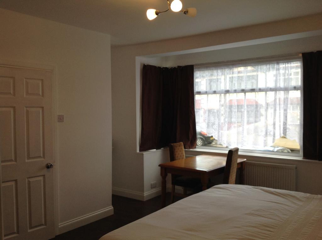 Repton Private Hotel Romford Luaran gambar